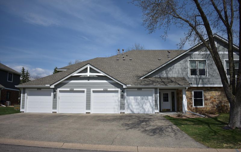 6906 Langford Dr, Edina, MN 55436
