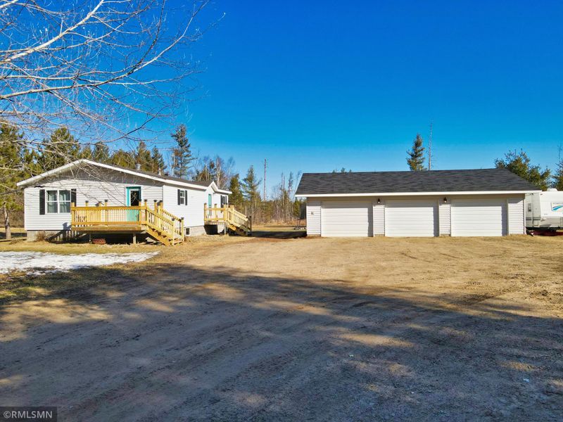 20727 Bluebird Dr, Grand Rapids, MN 55744