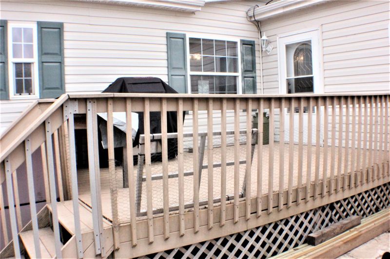 3693 Hendricks Dr NW, Maple Lake, MN 55358