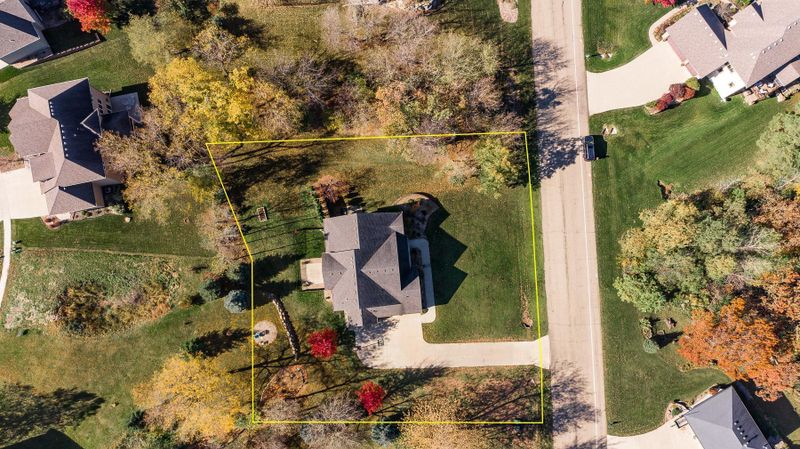 1304 Greystone Ln SW, Rochester, MN 55902