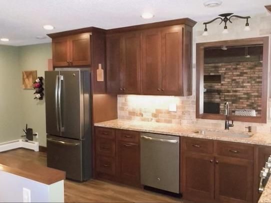9285 Lennis Ave, Waconia, MN 55387