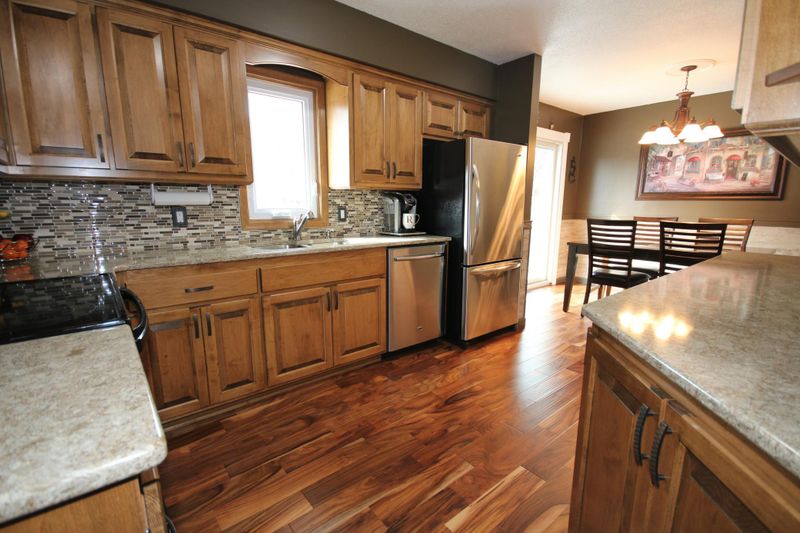 5125 Eastwood Rd, Mounds View, MN 55112