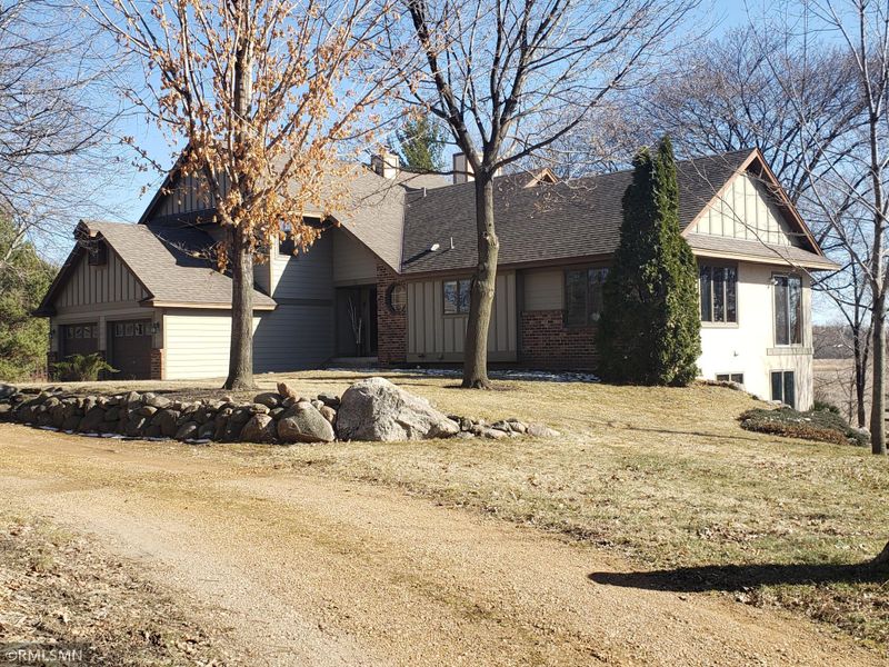 4545 Spruce Way, Maple Plain, MN 55359