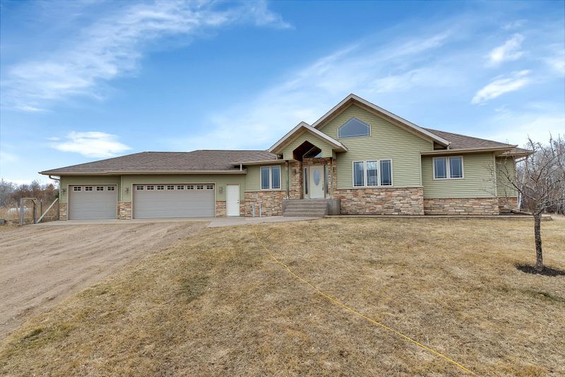 10863 Timberlost Rd, Little Falls, MN 56345