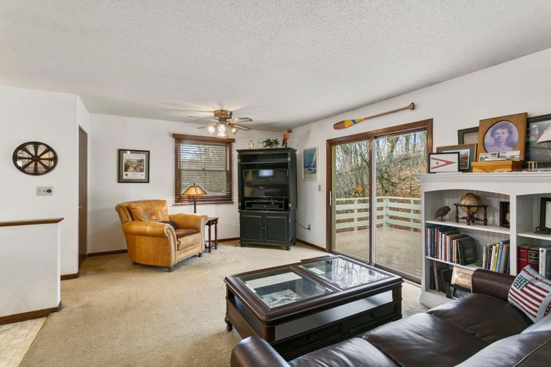 3145 Donald Dr, Mound, MN 55364