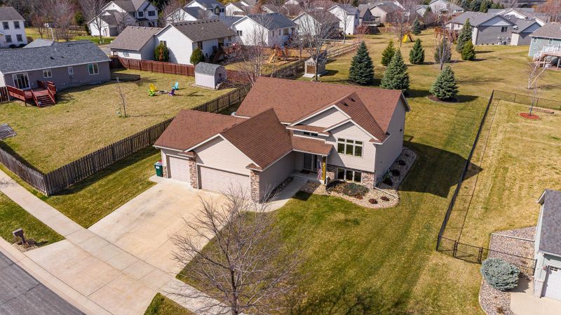 5107 3rd St NW, Rochester, MN 55901