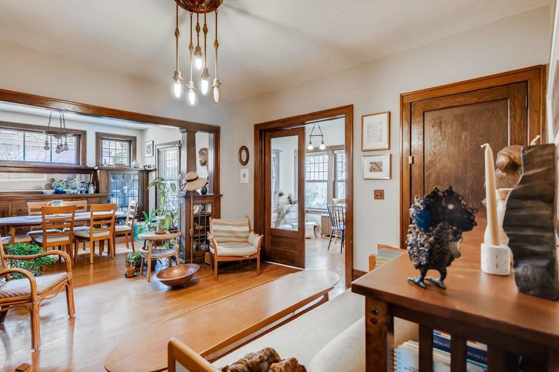163 Bedford St SE, Minneapolis, MN 55414