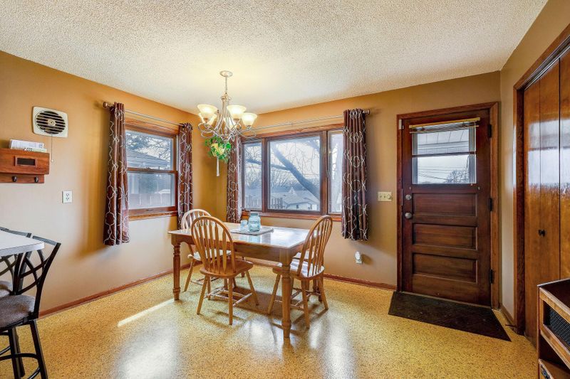 5242 6th St NE, Columbia Heights, MN 55421
