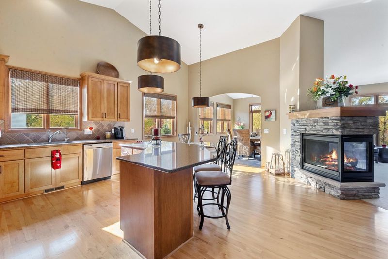 16436 Knollridge Ct NW, Prior Lake, MN 55372