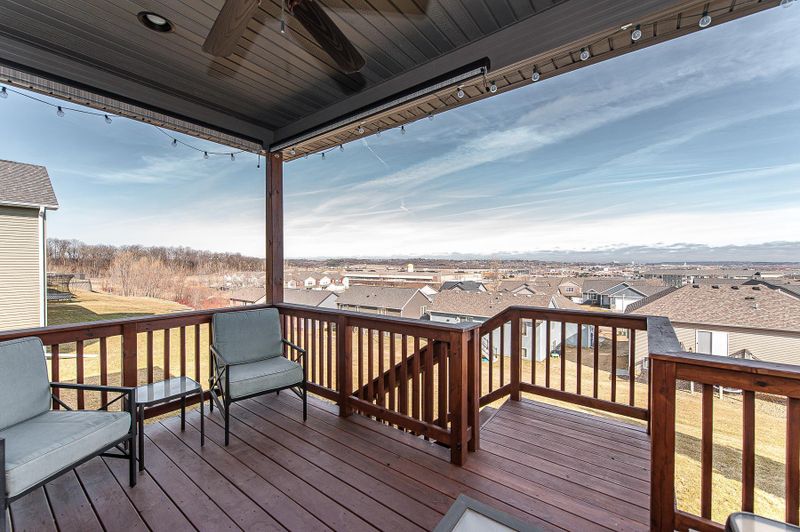 271 Foothills Ln SE, Rochester, MN 55904