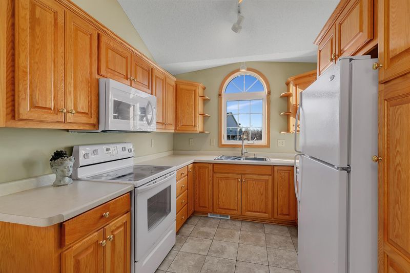 2728 Platinum St, Saint Augusta, MN 56301