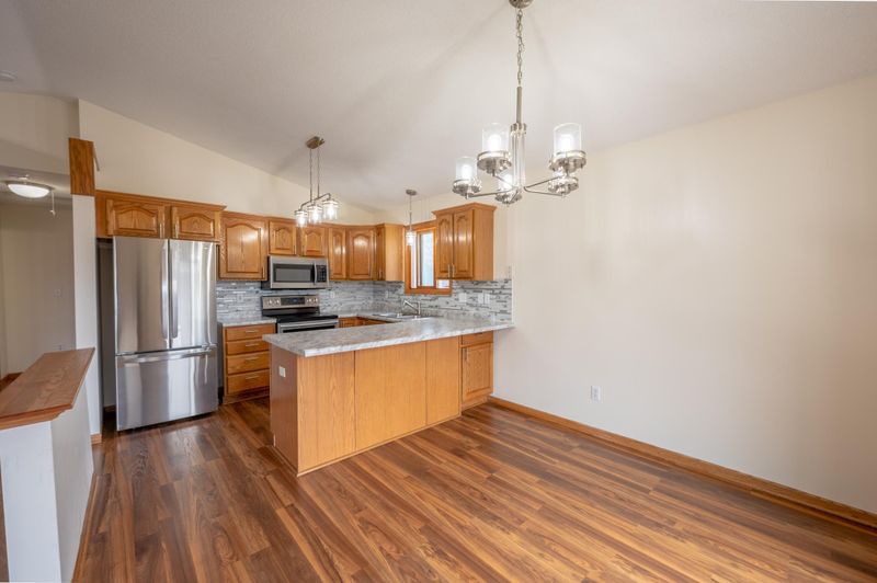 5713 47th Ave NW, Rochester, MN 55901