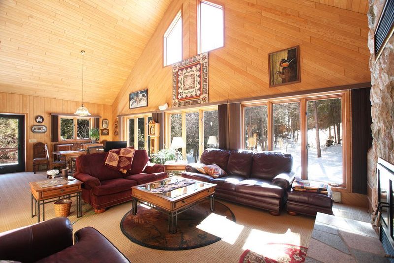13428 Bear Paw Trl, Ely, MN 55731