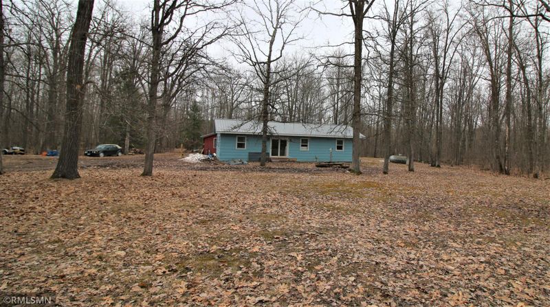 27082 Riverview Dr, Mora, MN 55051