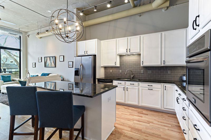 150 2nd St NE #B104, Minneapolis, MN 55413