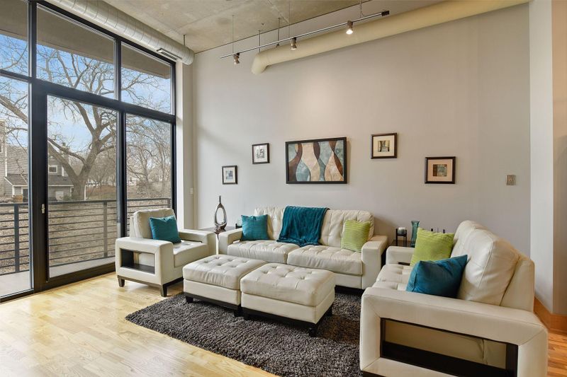 150 2nd St NE #B104, Minneapolis, MN 55413