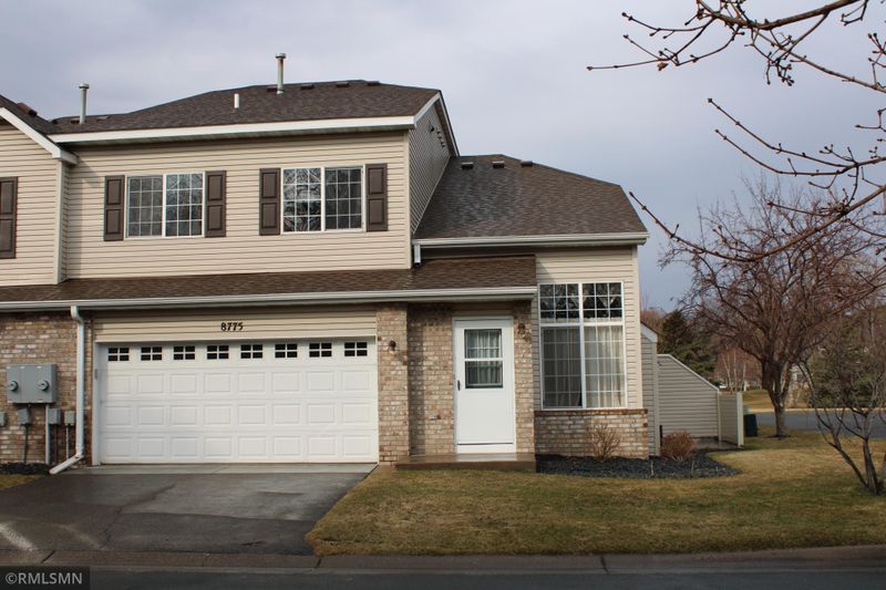 8775 Hastings Cir NE, Blaine, MN 55449