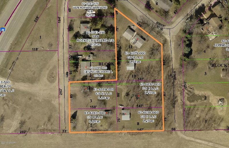 1XXX Robert St, Alexandria, MN 56308