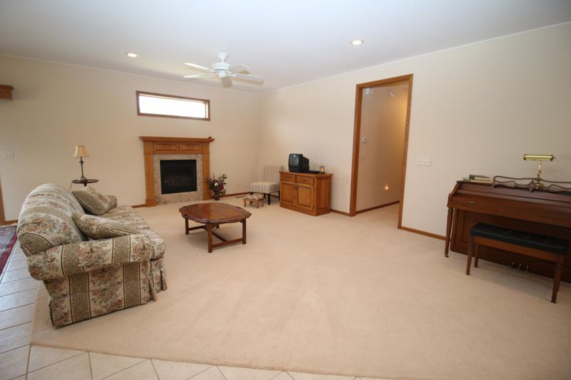1535 Katrina Ct, Saint Cloud, MN 56301