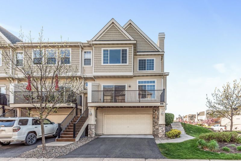 4332 Victor Pa #2, Hugo, MN 55038