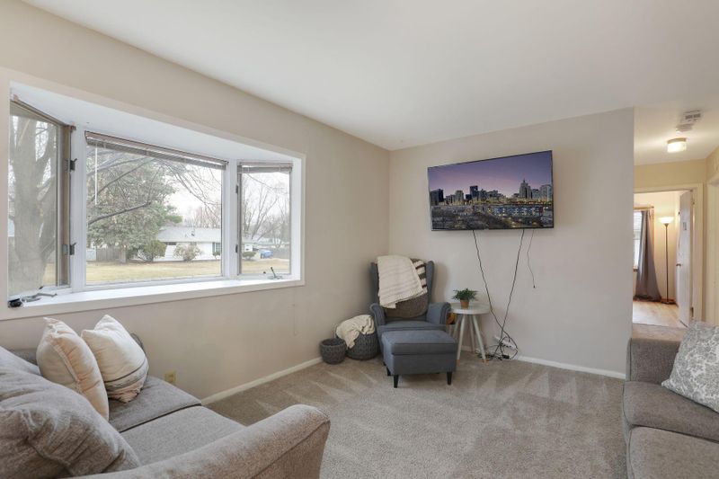 9307 Clinton Ave S, Bloomington, MN 55420