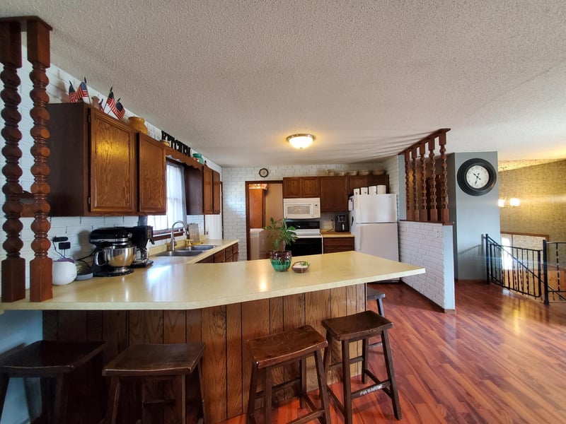 303 N 2nd St, Canton, MN 55922