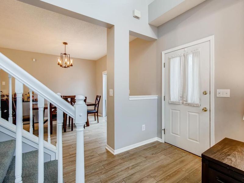 15028 Dunwood Trl, Apple Valley, MN 55124