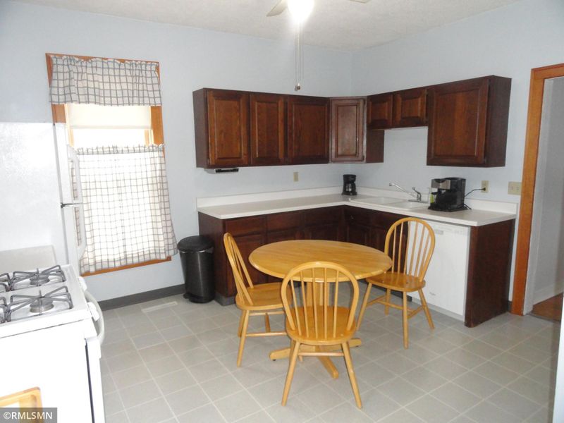 967 Wilson Ave, Saint Paul, MN 55106