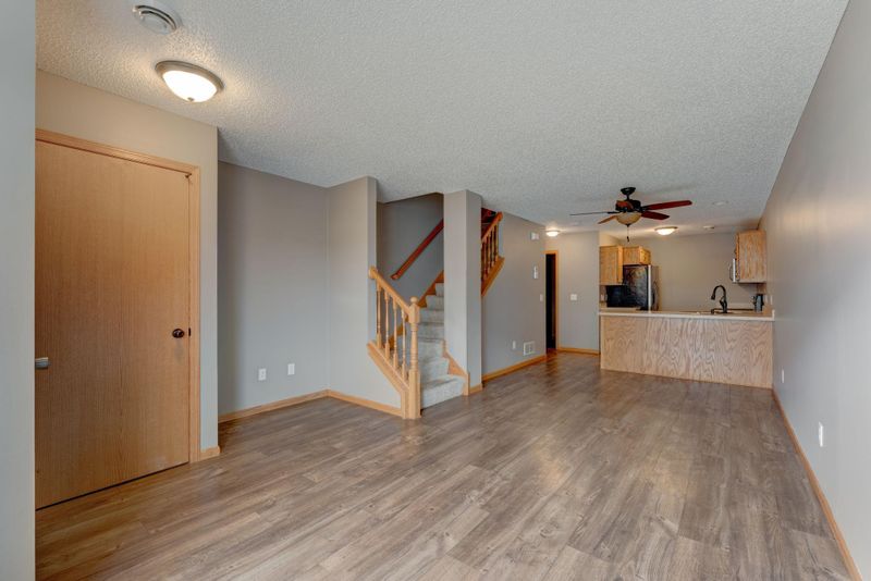 345 Roosevelt St S #C, Cambridge, MN 55008