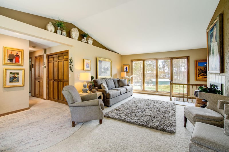 2670 Pheasant Rd, Orono, MN 55331