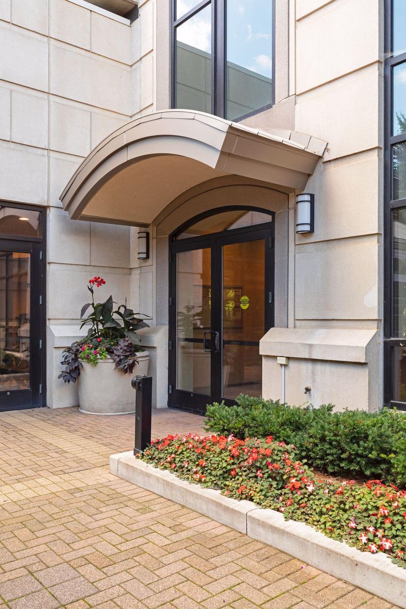 500 E Grant St #2711, Minneapolis, MN 55404