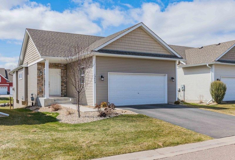 19849 Dawson Ln, Farmington, MN 55024