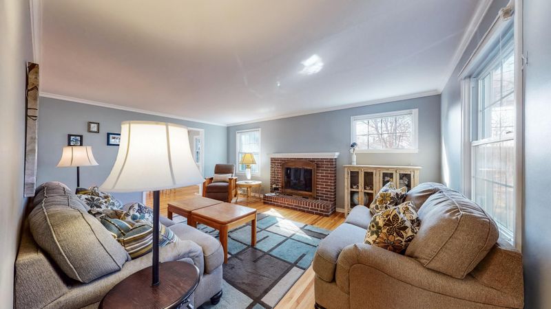 824 7th Ave SW, Rochester, MN 55902