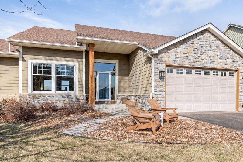 1866 Sandbar Cir, Waconia, MN 55387