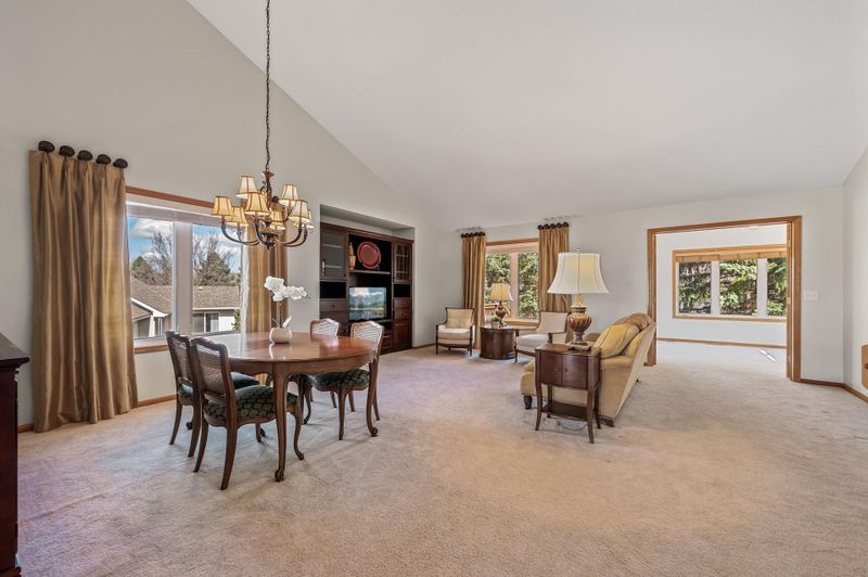 13929 Falcon Ave, Apple Valley, MN 55124
