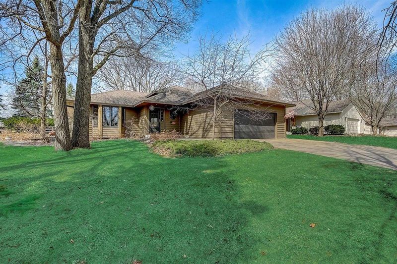 19240 Xavier St NW, Elk River, MN 55330