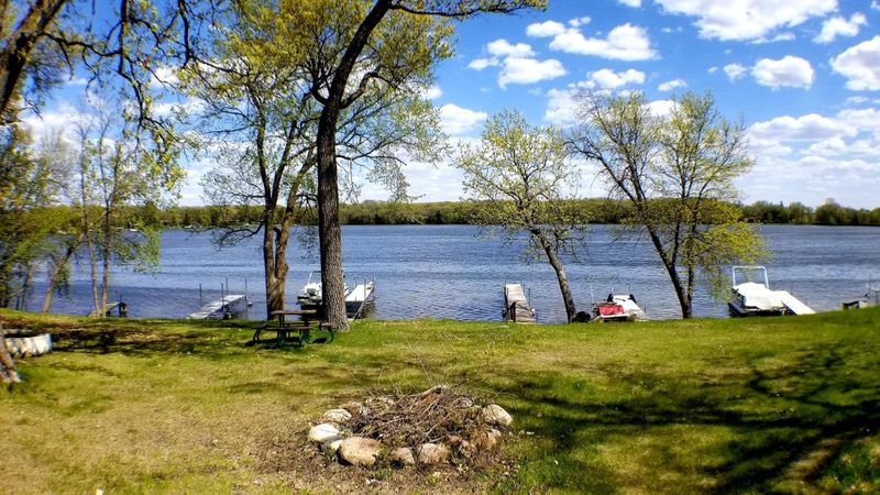 10720 56th St, Clear Lake, MN 55319