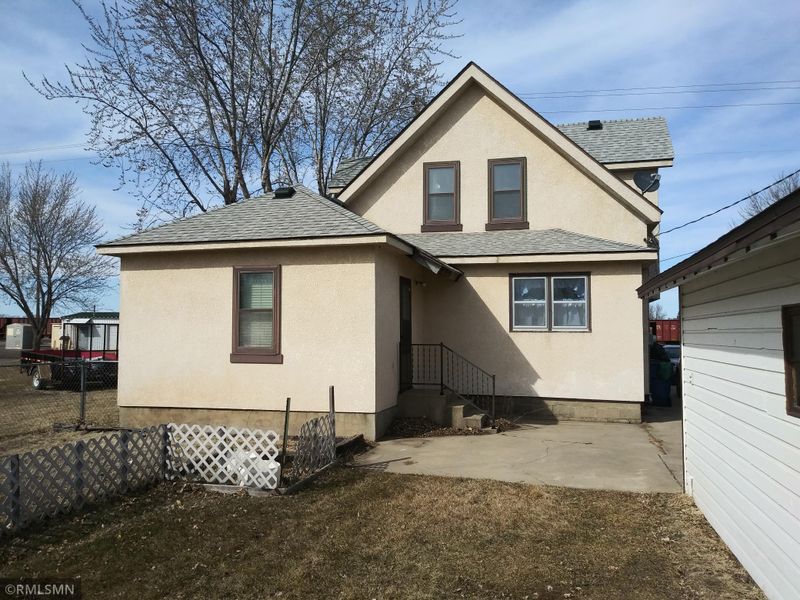 1434 Breckenridge Ave, Saint Cloud, MN 56303