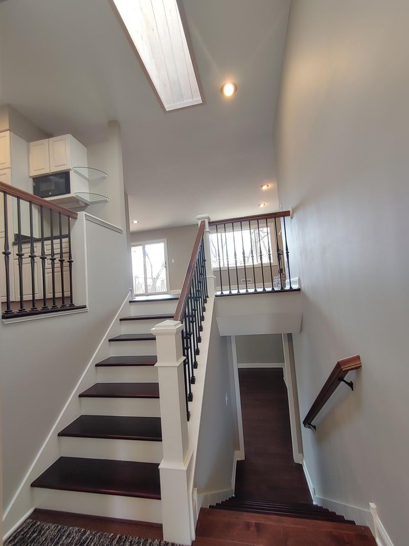 15071 Summerhill Dr, Eden Prairie, MN 55346
