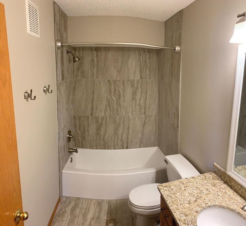 2024 Brittany Ct, Shakopee, MN 55379
