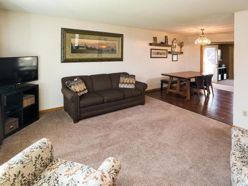 7481 Berkshire Way, Maple Grove, MN 55311
