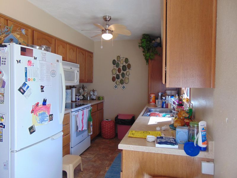 205 13th Ave NW, Waseca, MN 56093