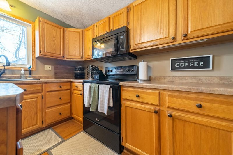 2105 8th Ave NE, Owatonna, MN 55060