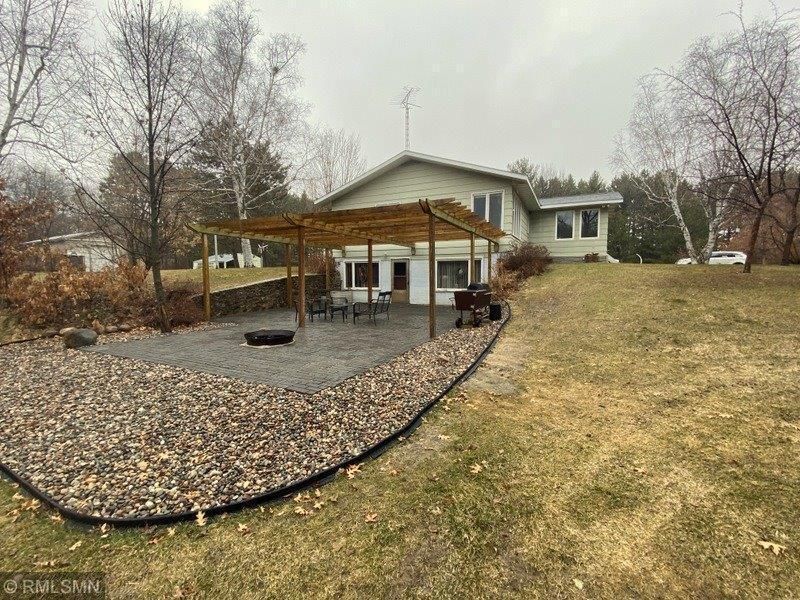 15221 Hawthorn Rd, Little Falls, MN 56345