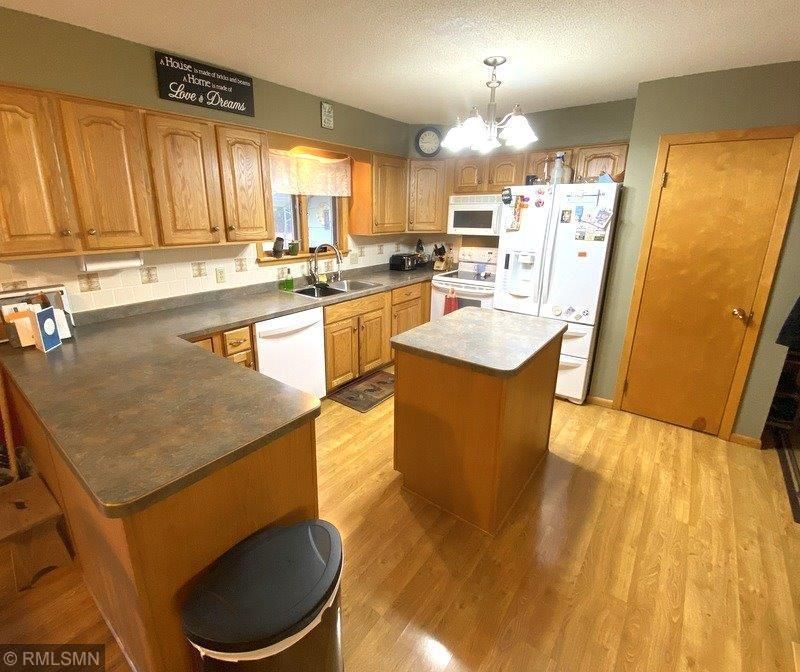 15221 Hawthorn Rd, Little Falls, MN 56345