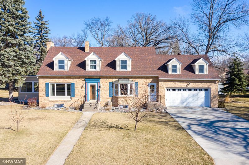 1000 Memorial Dr, Crookston, MN 56716