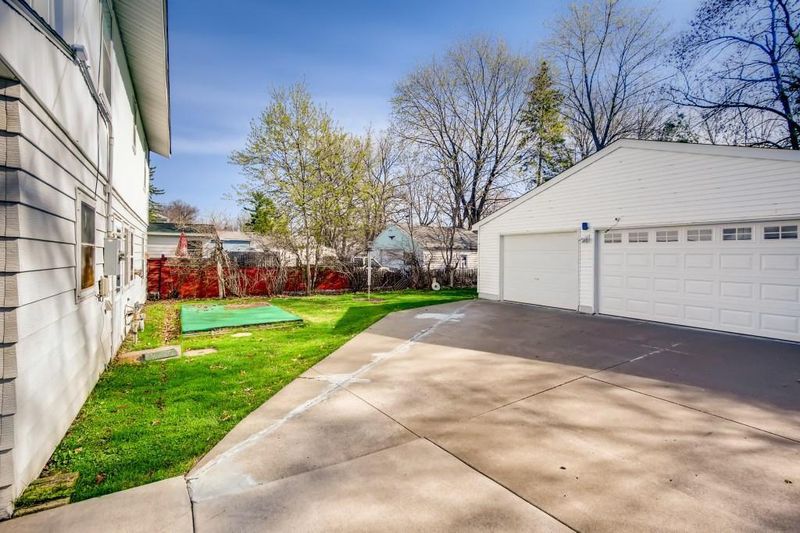 417 S Owens St, Stillwater, MN 55082