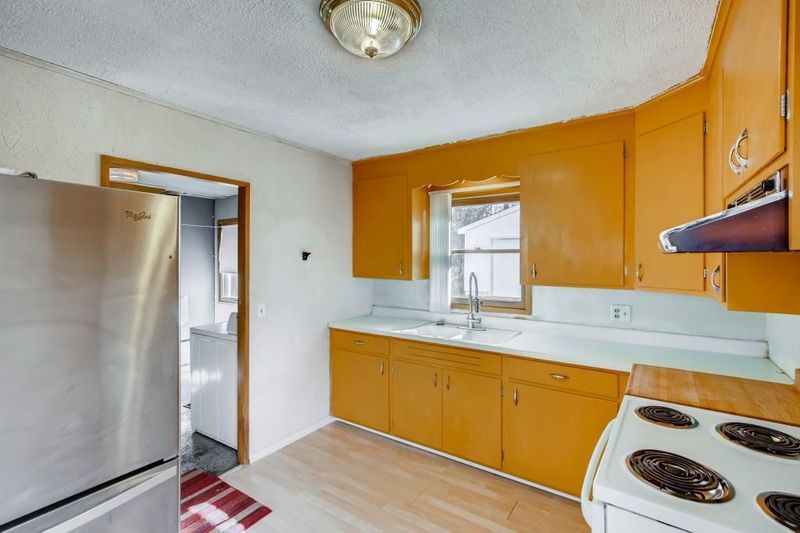 417 S Owens St, Stillwater, MN 55082