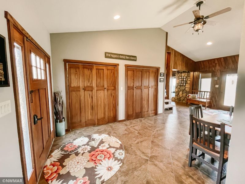 4702 Birchmont Dr NE, Bemidji, MN 56601