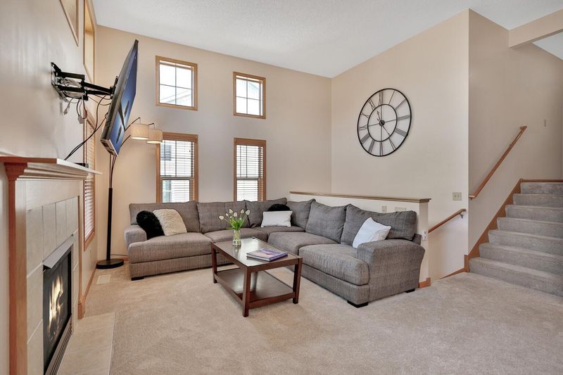 8323 Cedarview Cir, Savage, MN 55378